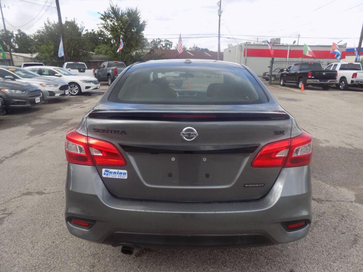 2018 GRAY NISSAN SENTRA S (3N1AB7AP7JY) with an 1.8L engine, Continuously Variable transmission, located at 830 E. Canino Rd., Houston, TX, 77037, (281) 405-0440, 38.358219, -81.729942 - PAGOS COMODOS, ENGANCHES COMODOS. FINANCIAMIENTO RAPIDO Y FACIL. BUEN CREDITO, MAL CREDITO, COMPRADOR POR PRIMERA VES O NO LICENCIA, CANINO AUTO SALES TE PUEDE AYUDAR! LLAMA/TEXTO O VISITANOS HOY MISMO (281) 405-0440 ESTAMOS LOCALIZADOS EN 830 E. CANINO RD. (ESQUINA CON AIRLINE) HOUSTON, TEXAS - Photo#2