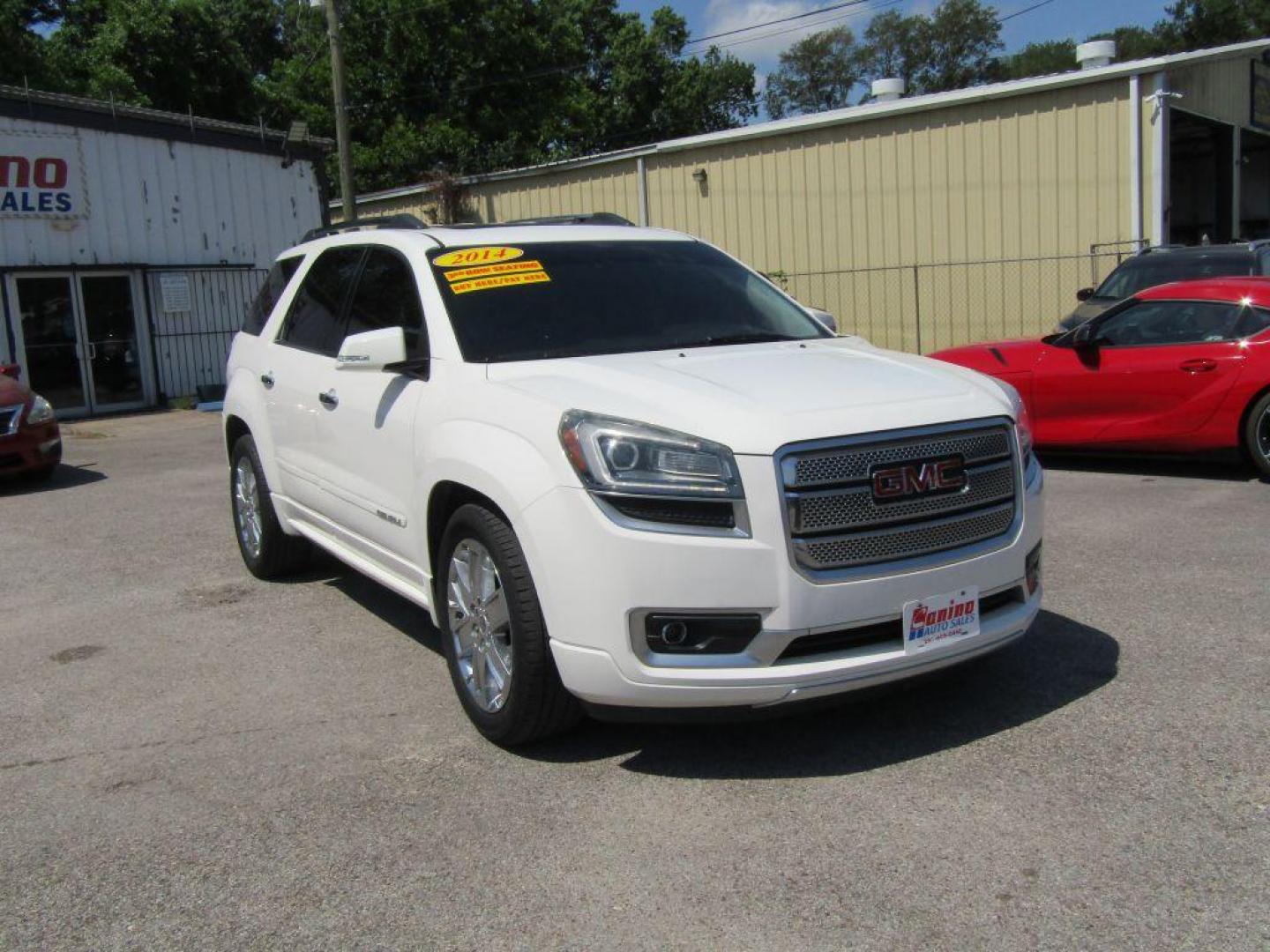 2014 WHITE GMC ACADIA DENALI DENALI (1GKKRTKD8EJ) with an 3.6L engine, Automatic transmission, located at 830 E. Canino Rd., Houston, TX, 77037, (281) 405-0440, 38.358219, -81.729942 - Photo#5