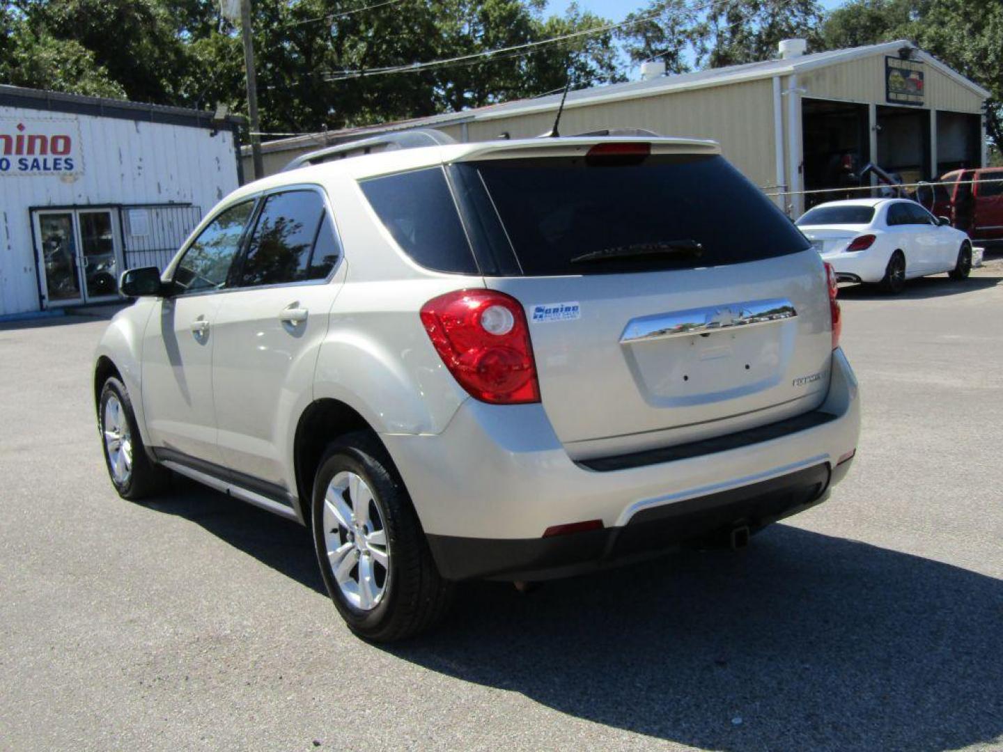 2014 TAN CHEVROLET EQUINOX LT (2GNALBEK1E6) with an 2.4L engine, Automatic transmission, located at 830 E. Canino Rd., Houston, TX, 77037, (281) 405-0440, 38.358219, -81.729942 - Photo#2