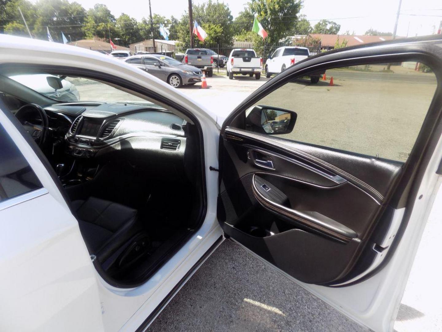 2017 WHITE CHEVROLET IMPALA LT (1G1105S39HU) with an 3.6L engine, Automatic transmission, located at 830 E. Canino Rd., Houston, TX, 77037, (281) 405-0440, 38.358219, -81.729942 - Photo#8