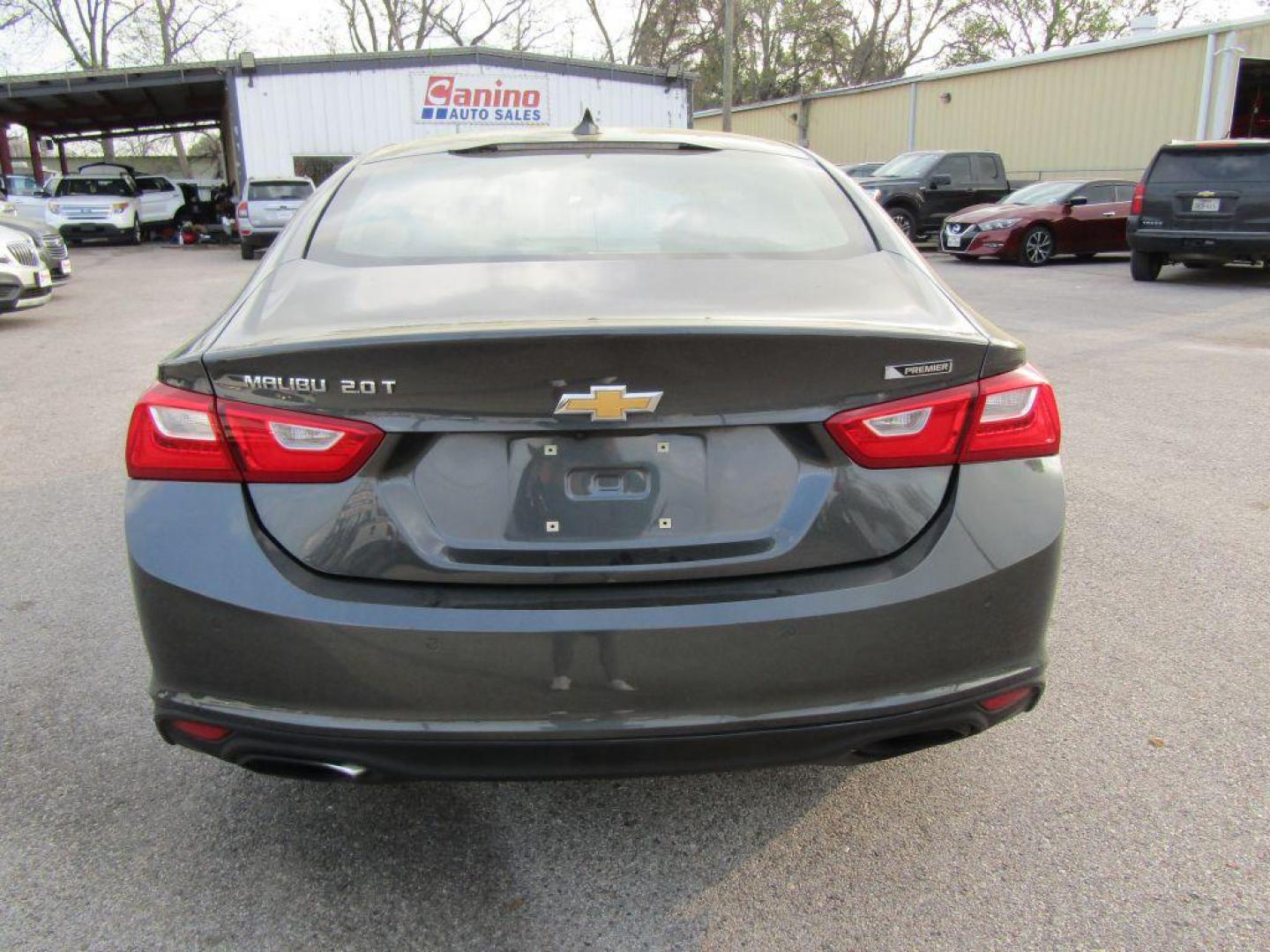 2016 GRAY CHEVROLET MALIBU PREMIER (1G1ZH5SXXGF) with an 2.0L engine, Automatic transmission, located at 830 E. Canino Rd., Houston, TX, 77037, (281) 405-0440, 38.358219, -81.729942 - Photo#3