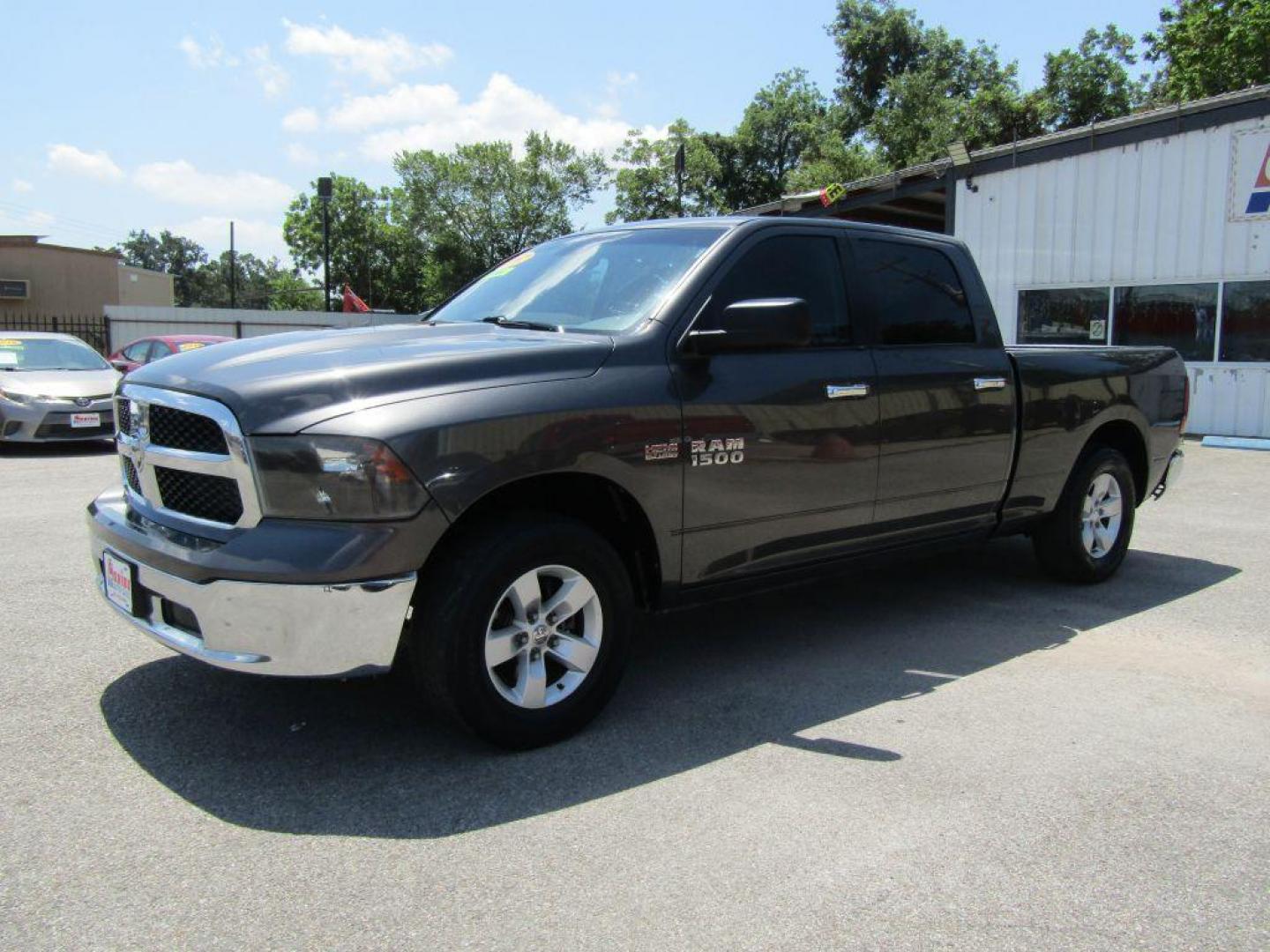 2017 GRAY RAM 1500 SLT (1C6RR6TT7HS) with an 5.7L engine, Automatic transmission, located at 830 E. Canino Rd., Houston, TX, 77037, (281) 405-0440, 38.358219, -81.729942 - Photo#1