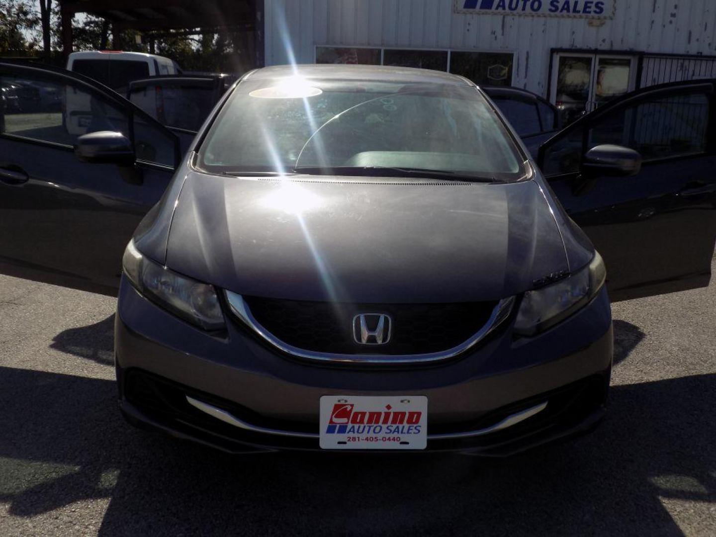 2015 GRAY HONDA CIVIC LX (19XFB2F56FE) with an 1.8L engine, Continuously Variable transmission, located at 830 E. Canino Rd., Houston, TX, 77037, (281) 405-0440, 38.358219, -81.729942 - VENGA A VISITARNOS A CANINO AUTO SALES. ENTRE CAMINANDO Y SALGA MANEJANDO. APROVACION GARANTIZADA CON REQUISITOS MINIMOS! PREGUNTEN POR JESSICA, MAY, O CARRIE PARA SU APROBACION SEGURA. ??830 E CANINO RD HOUSTON TX 77037 ??(281) 405-0440 come visit us today!! walk in/ drive out in minutes! - Photo#0