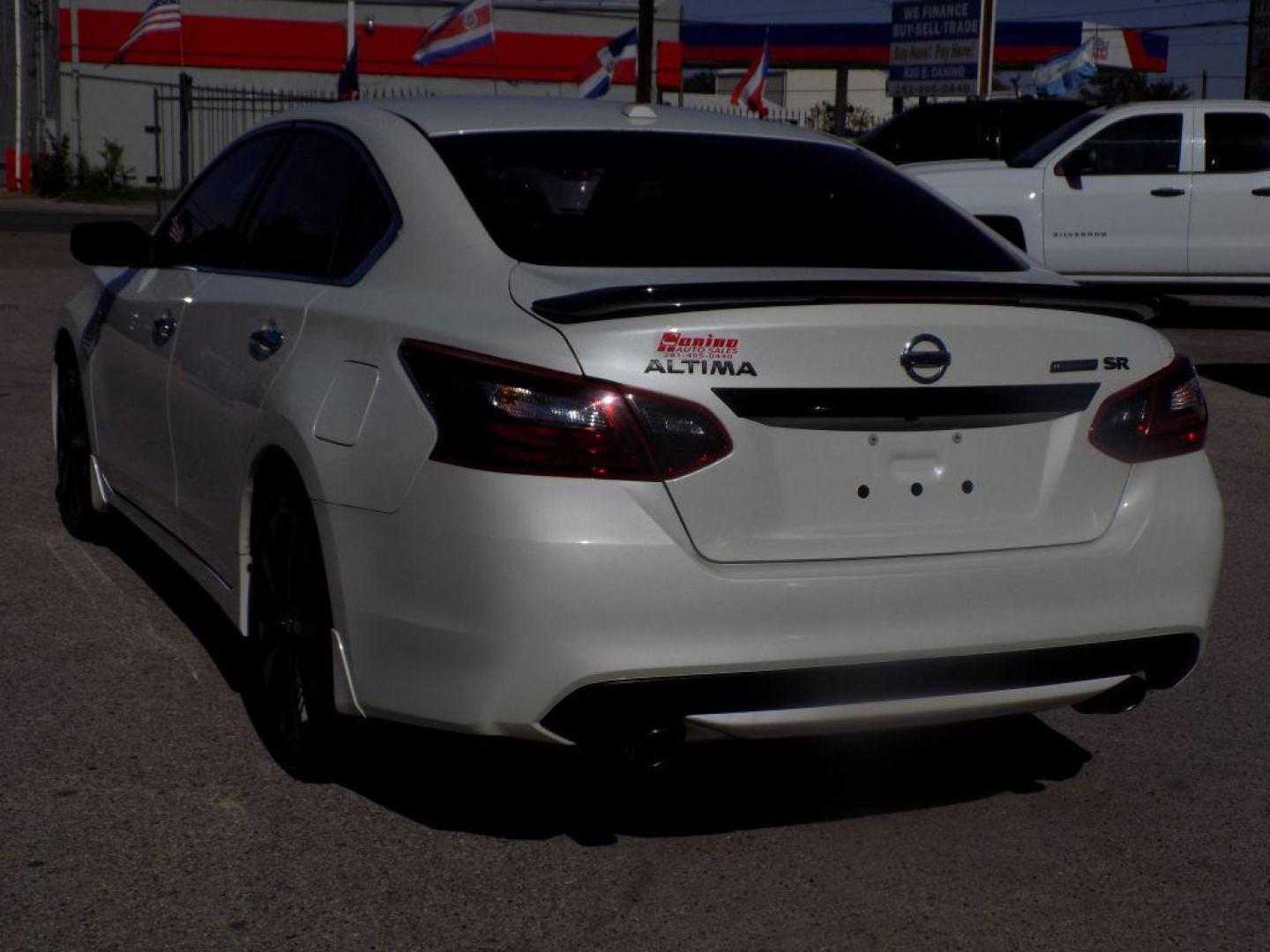 2018 WHITE NISSAN ALTIMA 2.5 (1N4AL3AP6JC) with an 2.5L engine, Continuously Variable transmission, located at 830 E. Canino Rd., Houston, TX, 77037, (281) 405-0440, 38.358219, -81.729942 - Photo#5