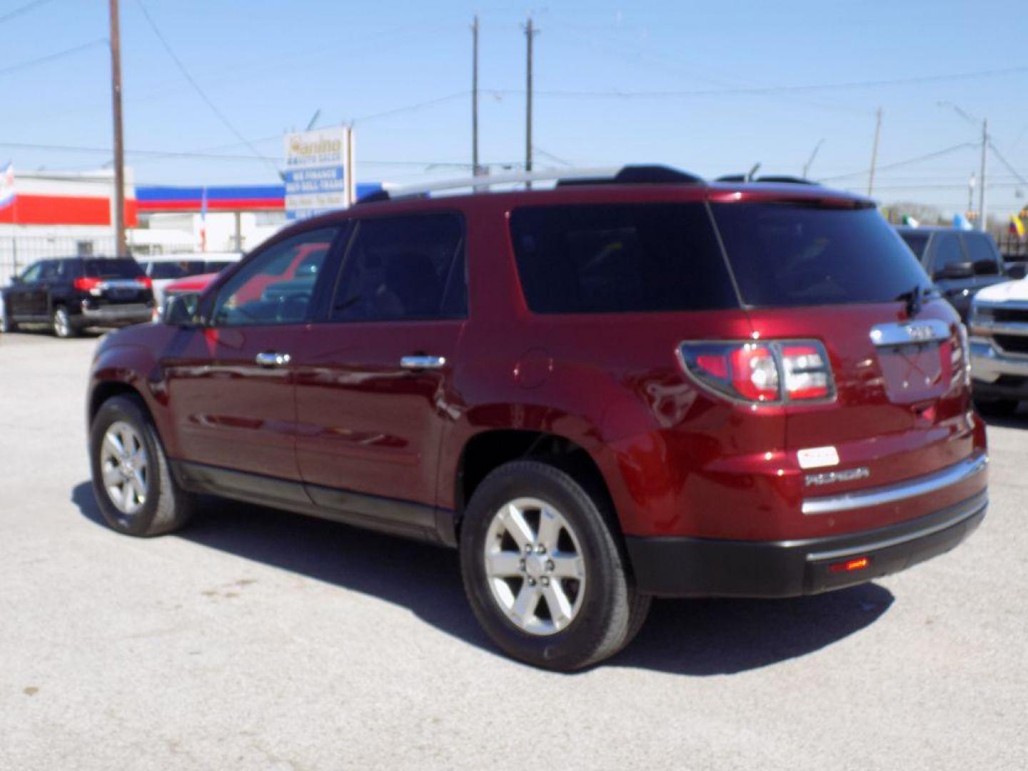 2016 RED GMC ACADIA SLE (1GKKRNED1GJ) with an 3.6L engine, Automatic transmission, located at 830 E. Canino Rd., Houston, TX, 77037, (281) 405-0440, 38.358219, -81.729942 - VENGA A VISITARNOS A CANINO AUTO SALES. ENTRE CAMINANDO Y SALGA MANEJANDO. APROVACION GARANTIZADA CON REQUISITOS MINIMOS! PREGUNTEN POR JESSICA, MAY, O CARRIE PARA SU APROBACION SEGURA. ??830 E CANINO RD HOUSTON TX 77037 ??(281) 405-0440 come visit us today!! walk in/ drive out in minutes! - Photo#21