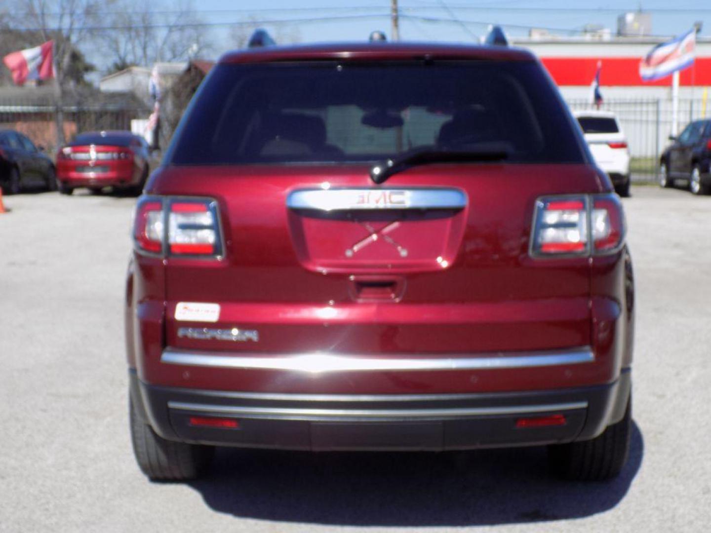 2016 RED GMC ACADIA SLE (1GKKRNED1GJ) with an 3.6L engine, Automatic transmission, located at 830 E. Canino Rd., Houston, TX, 77037, (281) 405-0440, 38.358219, -81.729942 - VENGA A VISITARNOS A CANINO AUTO SALES. ENTRE CAMINANDO Y SALGA MANEJANDO. APROVACION GARANTIZADA CON REQUISITOS MINIMOS! PREGUNTEN POR JESSICA, MAY, O CARRIE PARA SU APROBACION SEGURA. ??830 E CANINO RD HOUSTON TX 77037 ??(281) 405-0440 come visit us today!! walk in/ drive out in minutes! - Photo#23