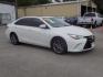 2017 WHITE TOYOTA CAMRY LE (4T1BF1FK6HU) with an 2.5L engine, Automatic transmission, located at 830 E. Canino Rd., Houston, TX, 77037, (281) 405-0440, 38.358219, -81.729942 - PAGOS COMODOS, ENGANCHES COMODOS. FINANCIAMIENTO RAPIDO Y FACIL. BUEN CREDITO, MAL CREDITO, COMPRADOR POR PRIMERA VES O NO LICENCIA, CANINO AUTO SALES TE PUEDE AYUDAR! LLAMA/TEXTO O VISITANOS HOY MISMO (281) 405-0440 ESTAMOS LOCALIZADOS EN 830 E. CANINO RD. (ESQUINA CON AIRLINE) HOUSTON, TEXAS - Photo#2