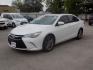 2017 WHITE TOYOTA CAMRY LE (4T1BF1FK6HU) with an 2.5L engine, Automatic transmission, located at 830 E. Canino Rd., Houston, TX, 77037, (281) 405-0440, 38.358219, -81.729942 - PAGOS COMODOS, ENGANCHES COMODOS. FINANCIAMIENTO RAPIDO Y FACIL. BUEN CREDITO, MAL CREDITO, COMPRADOR POR PRIMERA VES O NO LICENCIA, CANINO AUTO SALES TE PUEDE AYUDAR! LLAMA/TEXTO O VISITANOS HOY MISMO (281) 405-0440 ESTAMOS LOCALIZADOS EN 830 E. CANINO RD. (ESQUINA CON AIRLINE) HOUSTON, TEXAS - Photo#3