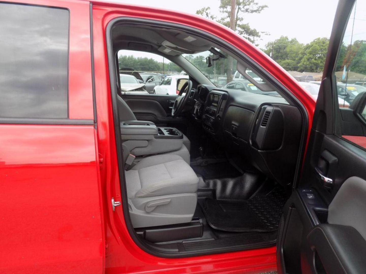 2014 RED CHEVROLET SILVERADO 1500 (1GCVKPEH0EZ) with an 4.3L engine, Automatic transmission, located at 830 E. Canino Rd., Houston, TX, 77037, (281) 405-0440, 38.358219, -81.729942 - Photo#9