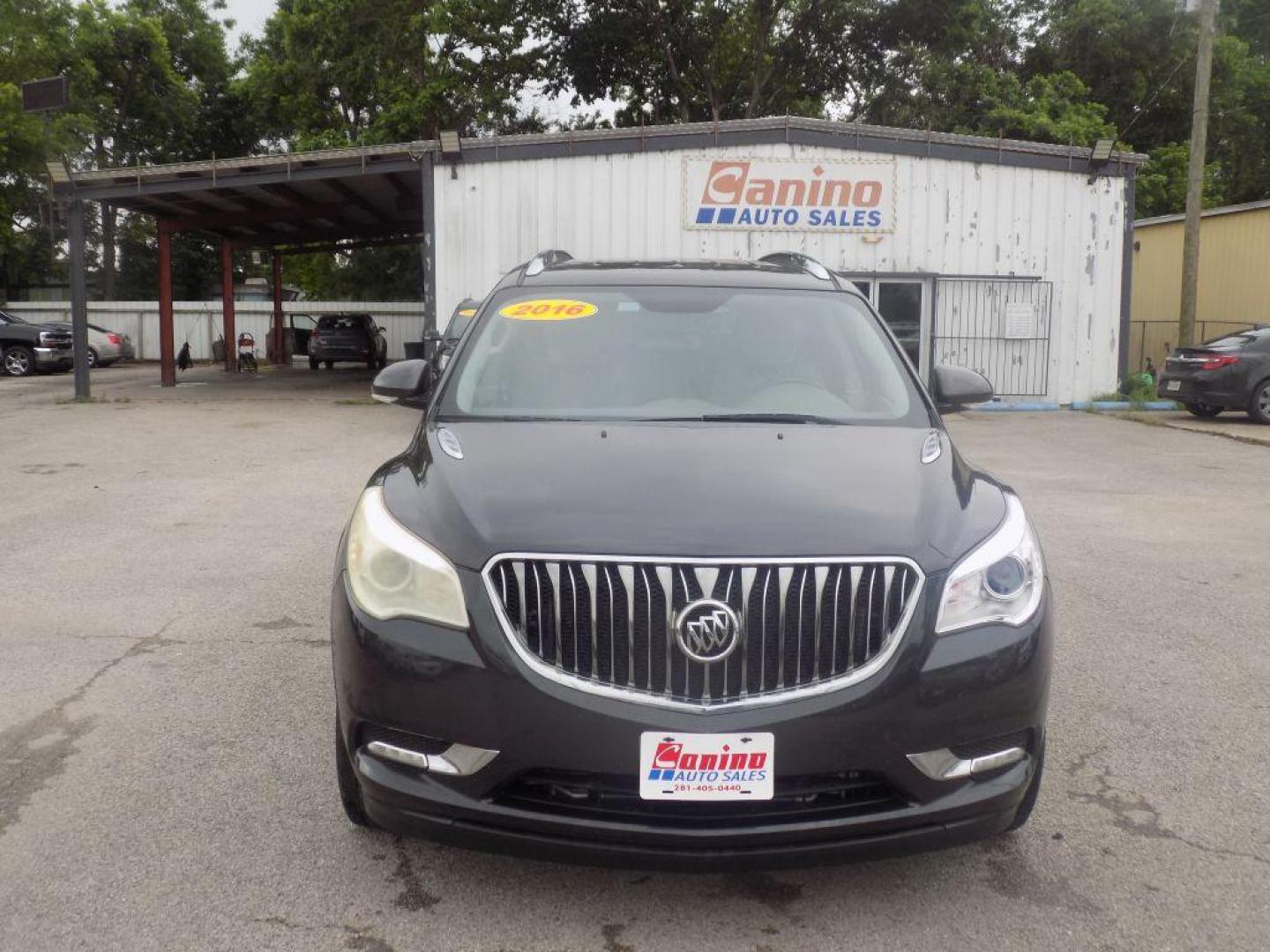 2016 GRAY BUICK ENCLAVE (5GAKRAKD0GJ) with an 3.6L engine, Automatic transmission, located at 830 E. Canino Rd., Houston, TX, 77037, (281) 405-0440, 38.358219, -81.729942 - Photo#0