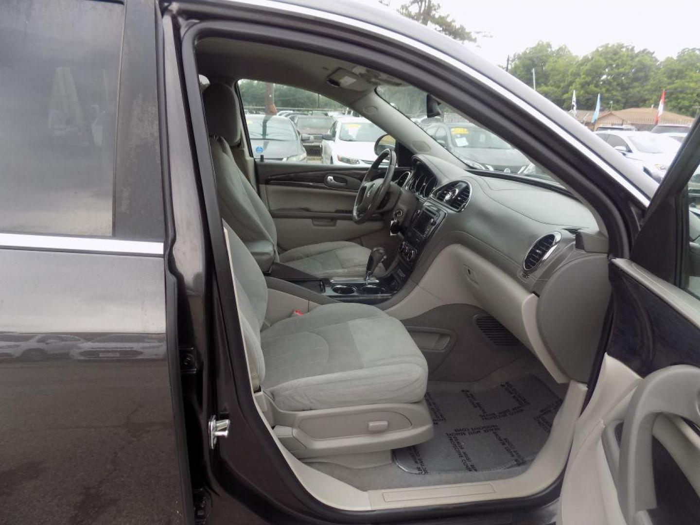 2016 GRAY BUICK ENCLAVE (5GAKRAKD0GJ) with an 3.6L engine, Automatic transmission, located at 830 E. Canino Rd., Houston, TX, 77037, (281) 405-0440, 38.358219, -81.729942 - Photo#12