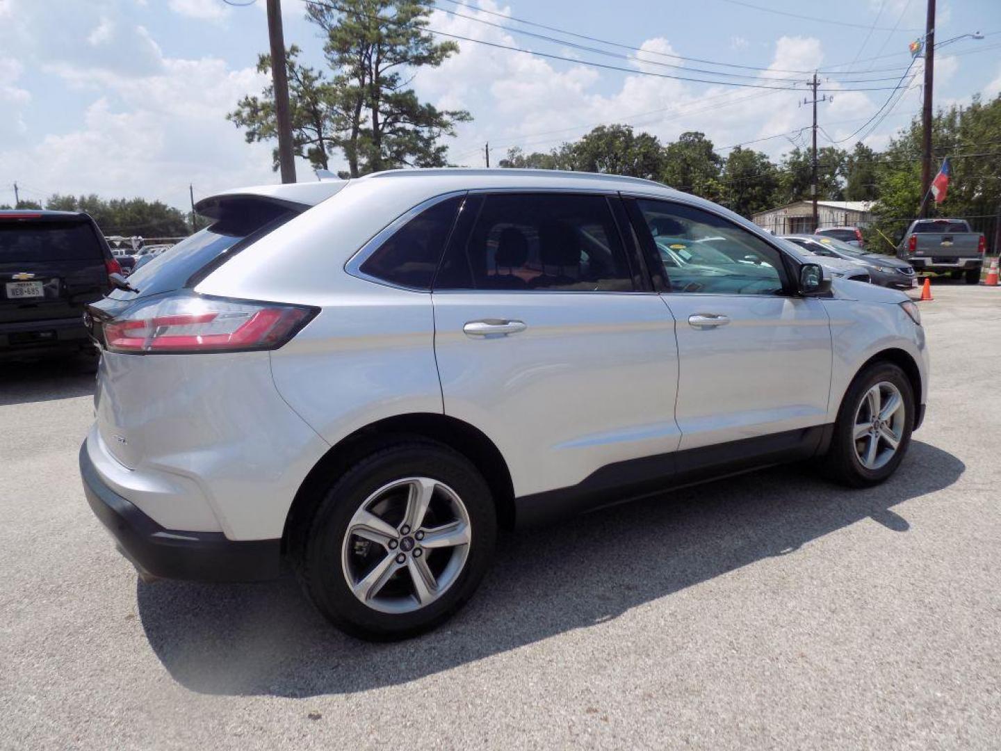 2019 SILVER FORD EDGE SEL (2FMPK4J92KB) with an 2.0L engine, Automatic transmission, located at 830 E. Canino Rd., Houston, TX, 77037, (281) 405-0440, 38.358219, -81.729942 - Photo#7