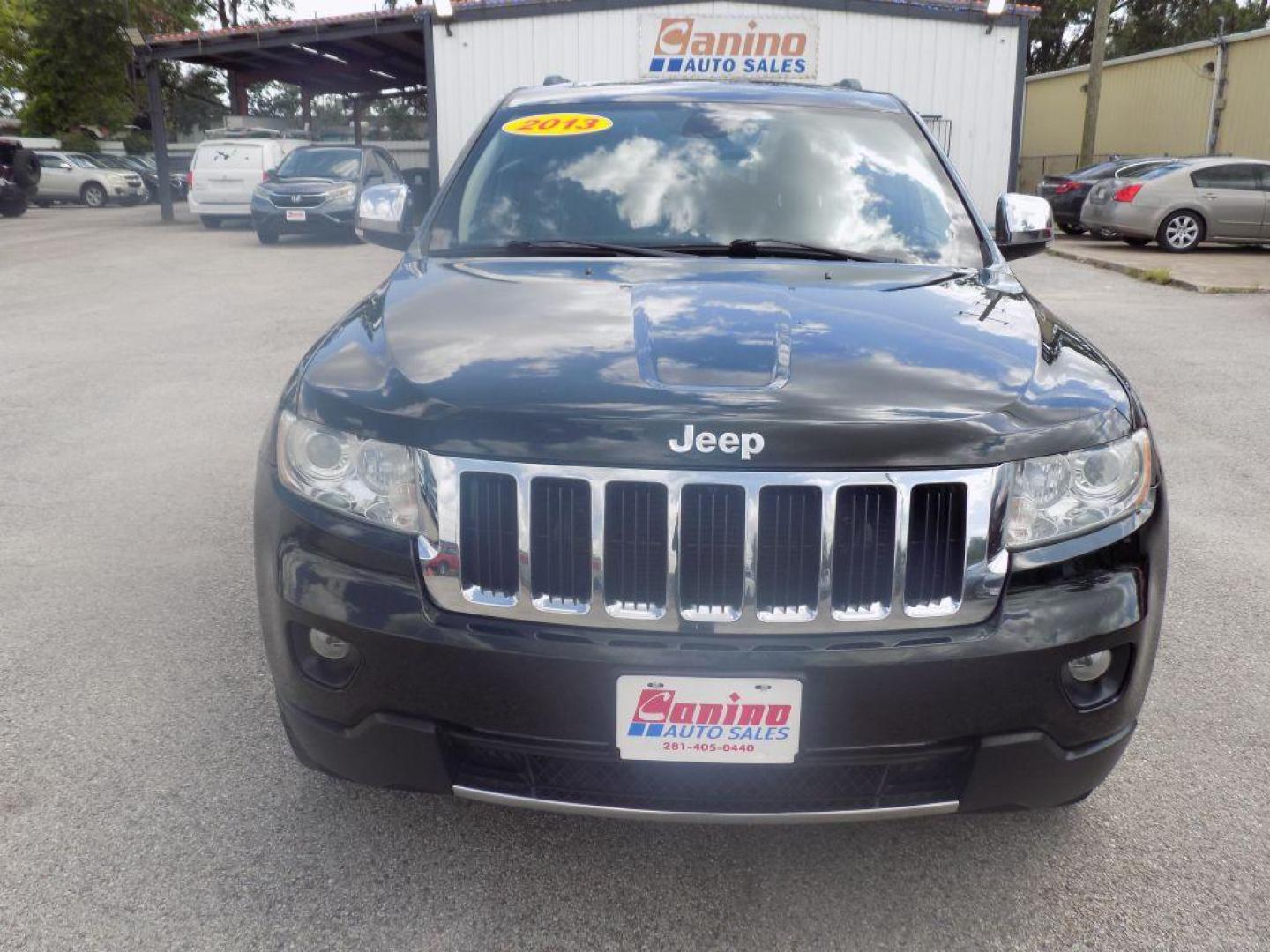 2013 GREEN JEEP GRAND CHEROKEE LIMITED (1C4RJEBT8DC) with an 5.7L engine, Automatic transmission, located at 830 E. Canino Rd., Houston, TX, 77037, (281) 405-0440, 38.358219, -81.729942 - Photo#0