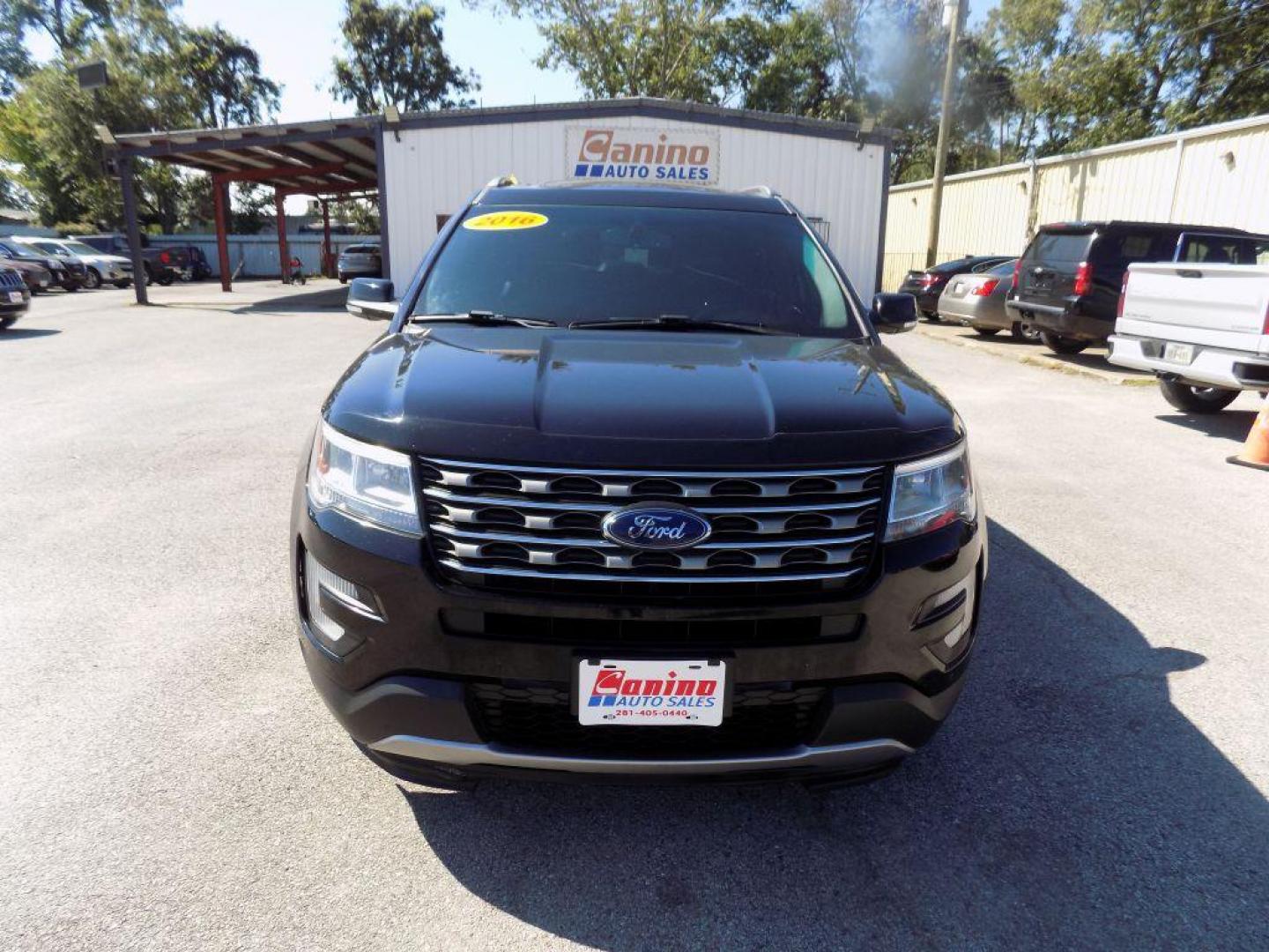 2016 BLACK FORD EXPLORER XLT (1FM5K7D8XGG) with an 3.5L engine, Automatic transmission, located at 830 E. Canino Rd., Houston, TX, 77037, (281) 405-0440, 38.358219, -81.729942 - Photo#0