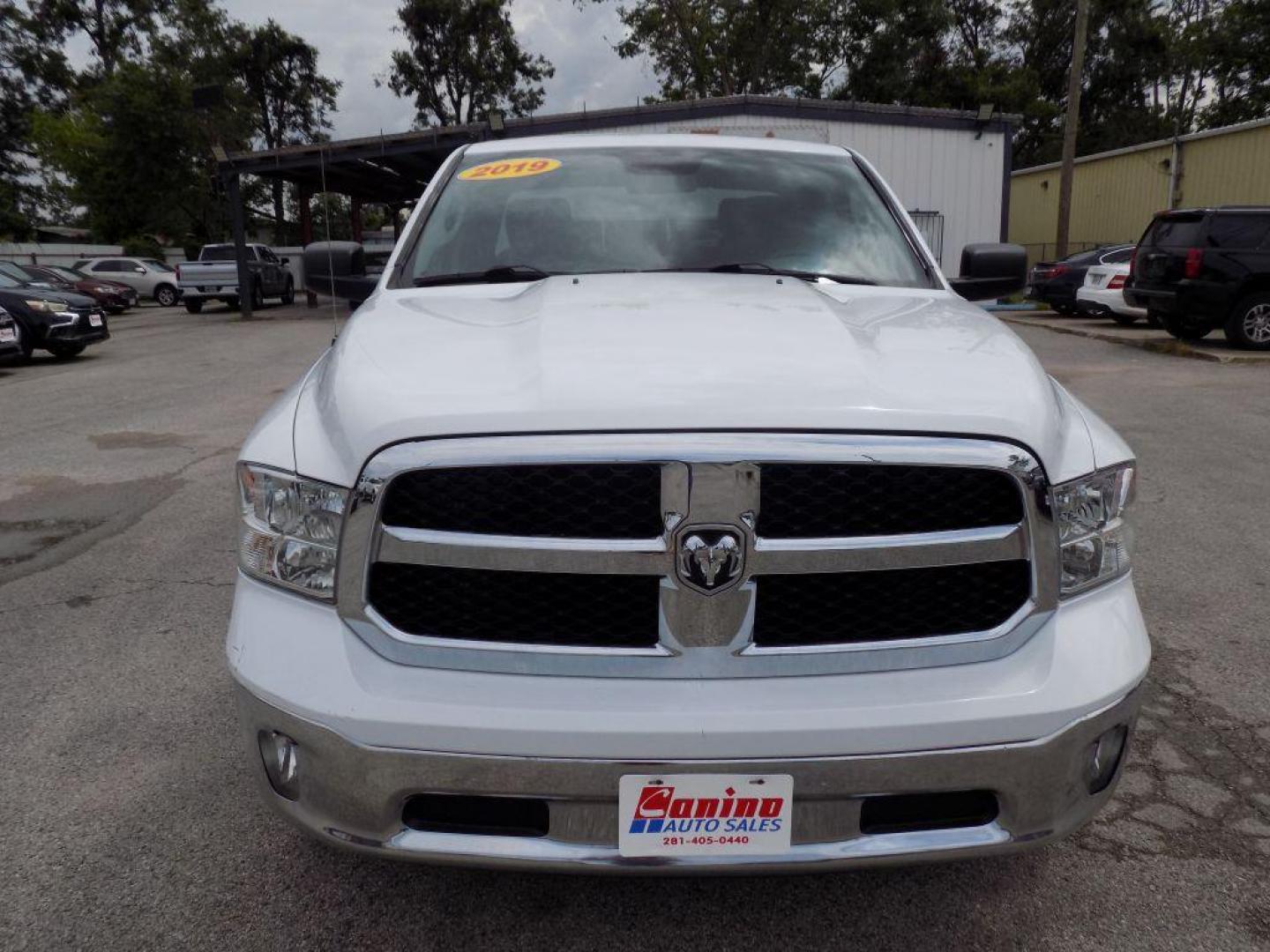 2019 WHITE RAM 1500 CLASSIC TRADESMAN (1C6RR6FT5KS) with an 5.7L engine, Automatic transmission, located at 830 E. Canino Rd., Houston, TX, 77037, (281) 405-0440, 38.358219, -81.729942 - Photo#0