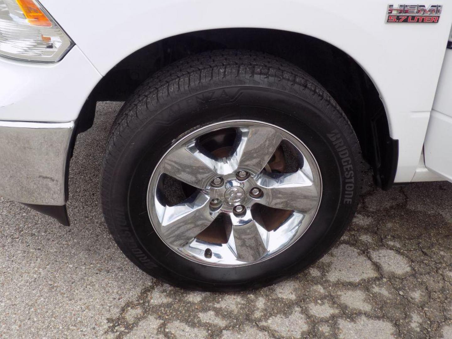 2019 WHITE RAM 1500 CLASSIC TRADESMAN (1C6RR6FT5KS) with an 5.7L engine, Automatic transmission, located at 830 E. Canino Rd., Houston, TX, 77037, (281) 405-0440, 38.358219, -81.729942 - Photo#19