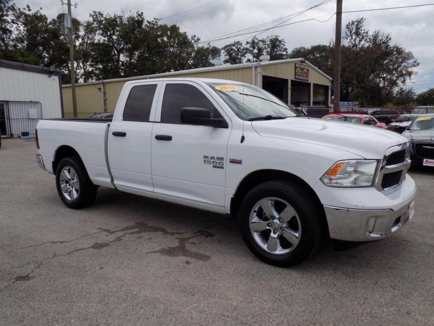 2019 WHITE RAM 1500 CLASSIC TRADESMAN (1C6RR6FT5KS) with an 5.7L engine, Automatic transmission, located at 830 E. Canino Rd., Houston, TX, 77037, (281) 405-0440, 38.358219, -81.729942 - Photo#6