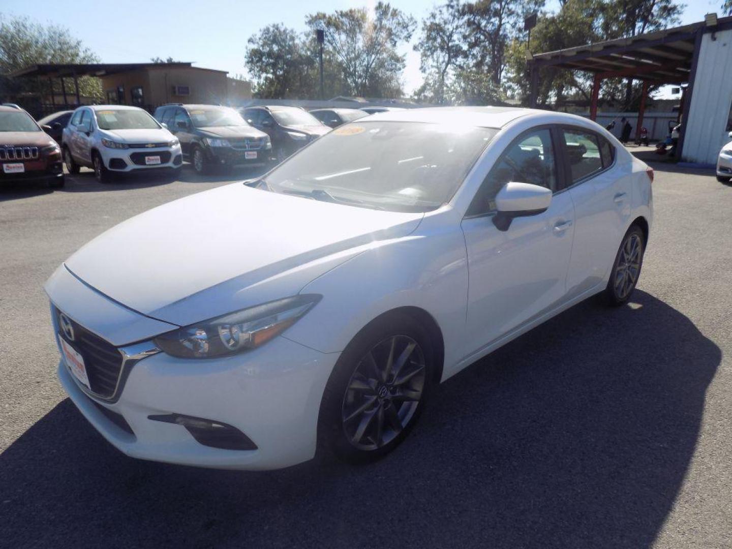 2018 WHITE MAZDA 3 TOURING (3MZBN1V39JM) with an 2.5L engine, Automatic transmission, located at 830 E. Canino Rd., Houston, TX, 77037, (281) 405-0440, 38.358219, -81.729942 - Photo#3