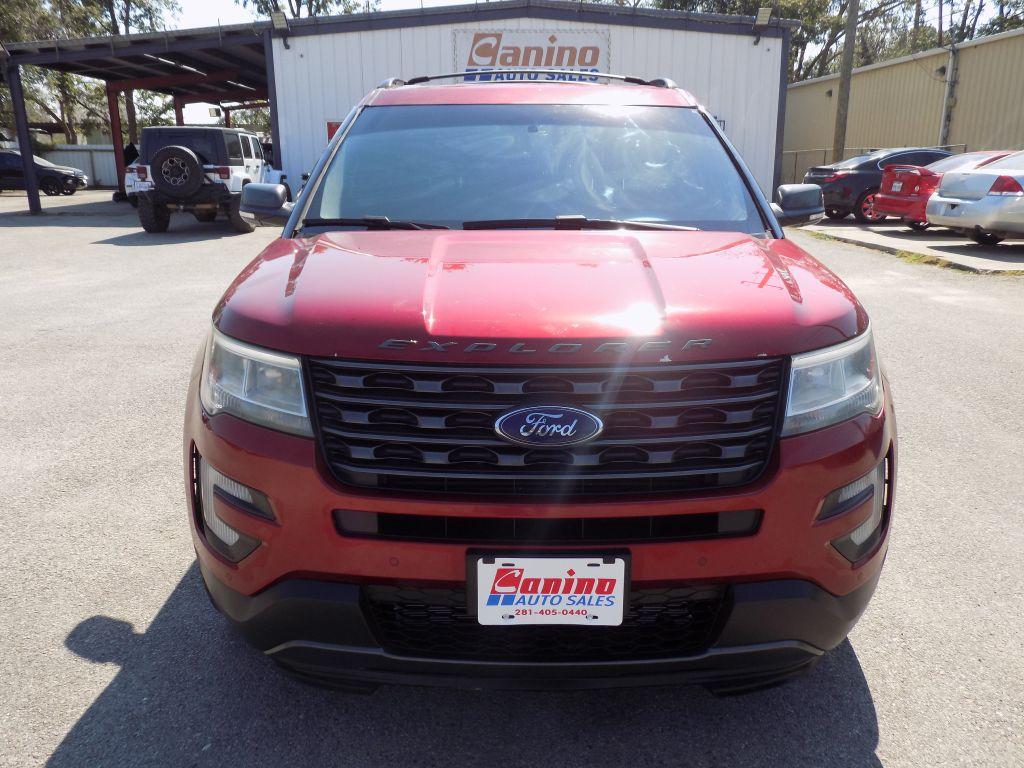 photo of 2017 FORD EXPLORER XLT