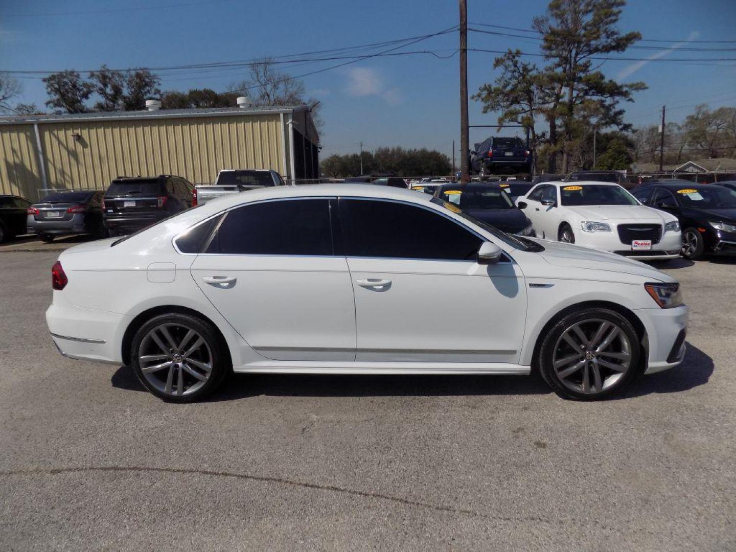 2017 WHITE VOLKSWAGEN PASSAT R-LINE (1VWDT7A3XHC) with an 1.8L engine, Automatic transmission, located at 830 E. Canino Rd., Houston, TX, 77037, (281) 405-0440, 38.358219, -81.729942 - Photo#1