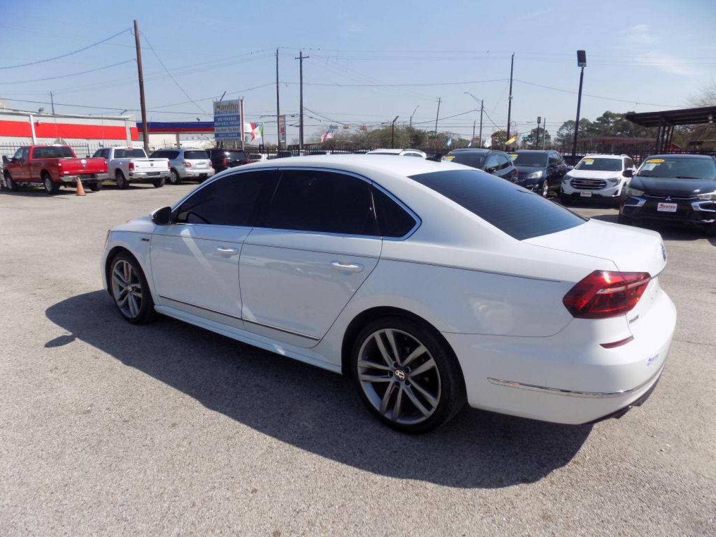 2017 WHITE VOLKSWAGEN PASSAT R-LINE (1VWDT7A3XHC) with an 1.8L engine, Automatic transmission, located at 830 E. Canino Rd., Houston, TX, 77037, (281) 405-0440, 38.358219, -81.729942 - Photo#4