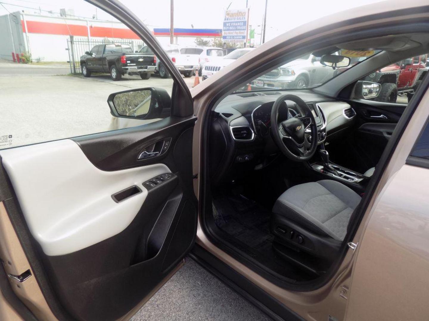 2019 GOLD CHEVROLET EQUINOX LS (2GNAXHEV9K6) with an 1.5L engine, Automatic transmission, located at 830 E. Canino Rd., Houston, TX, 77037, (281) 405-0440, 38.358219, -81.729942 - Photo#15