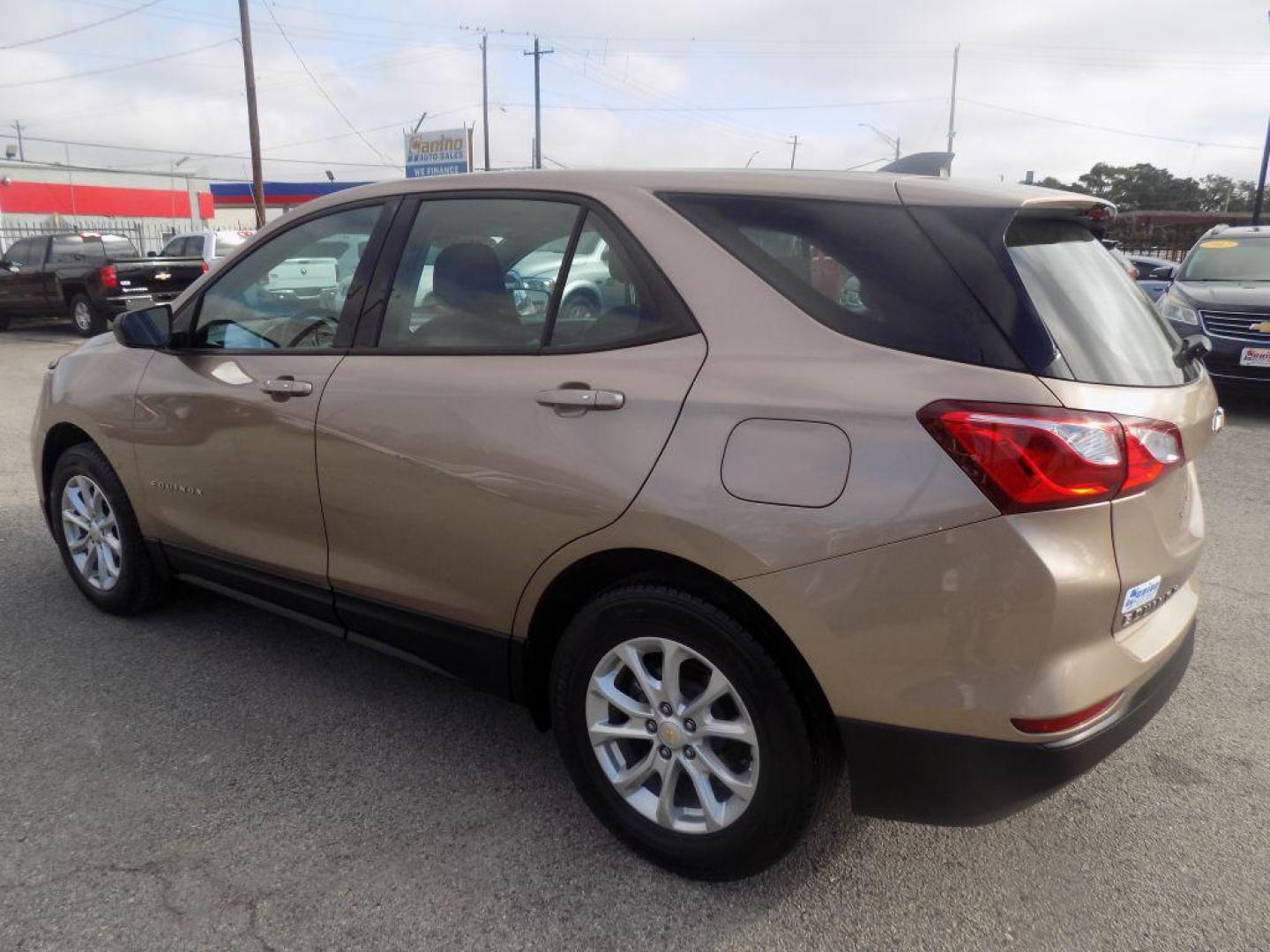 2019 GOLD CHEVROLET EQUINOX LS (2GNAXHEV9K6) with an 1.5L engine, Automatic transmission, located at 830 E. Canino Rd., Houston, TX, 77037, (281) 405-0440, 38.358219, -81.729942 - Photo#4